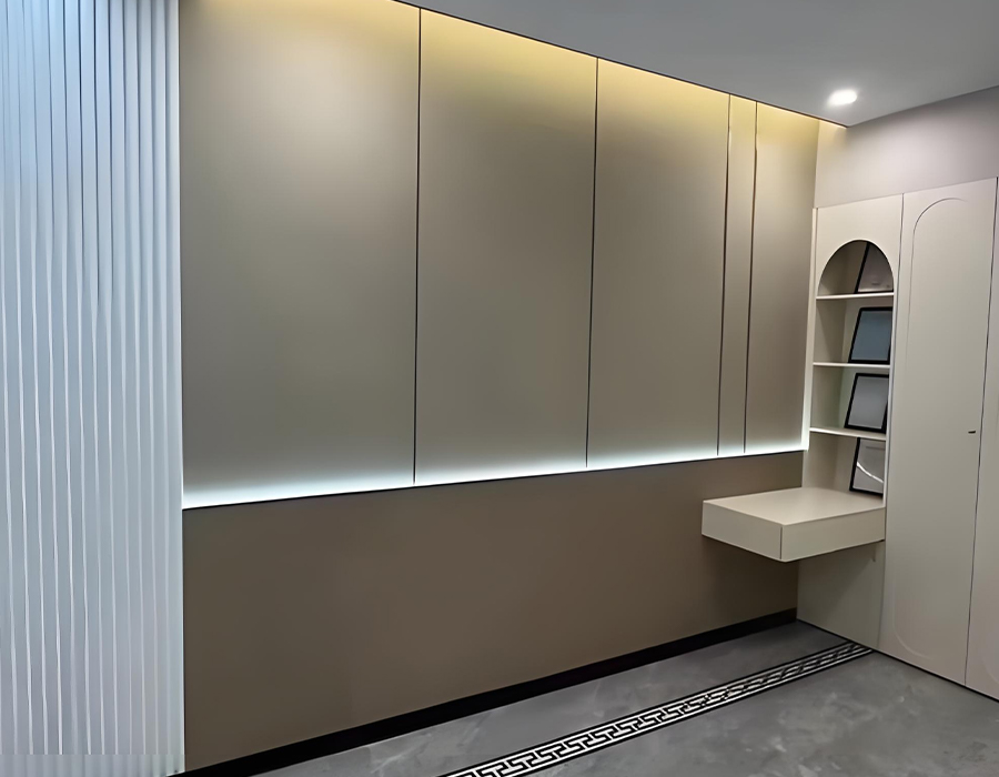 Panou decorativ de perete din lemn cu asamblare rapidă